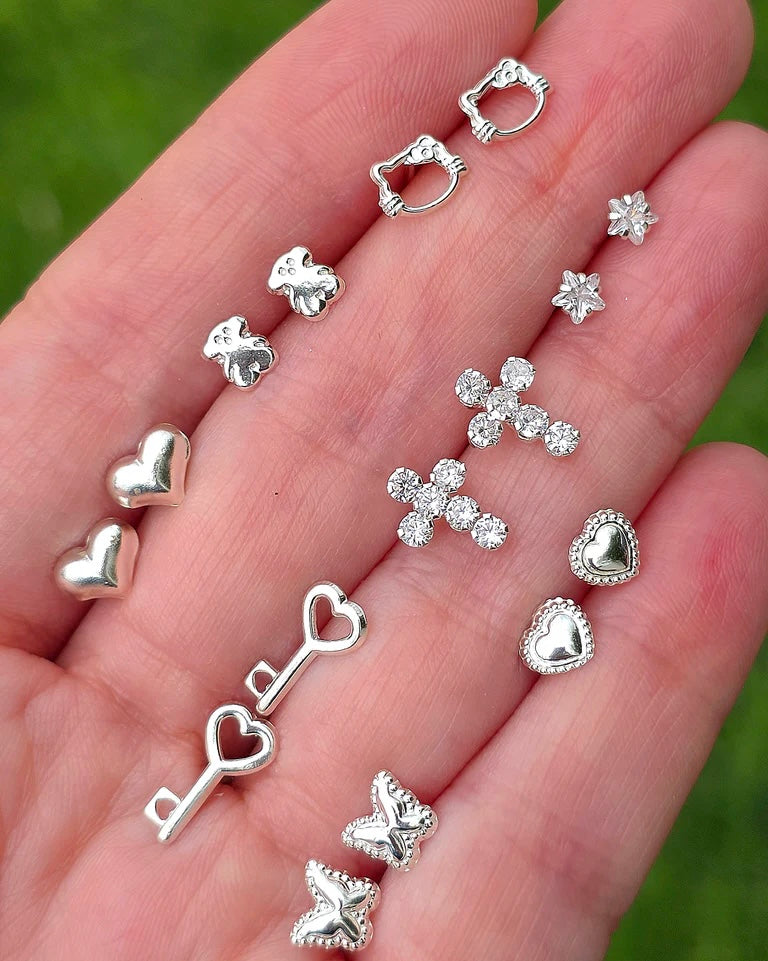 .925 Sterling silver screw back earrings