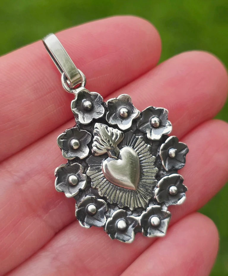 925 Sterling silver sacred heart handmade pendant