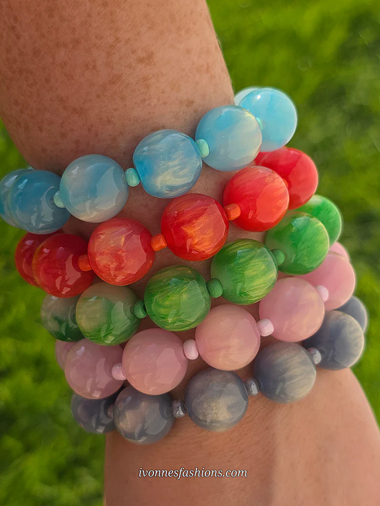 18k gold-plated acrylic beaded chunky bracelets