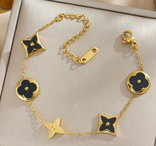 Pulsera de acero de inoxidable de clover