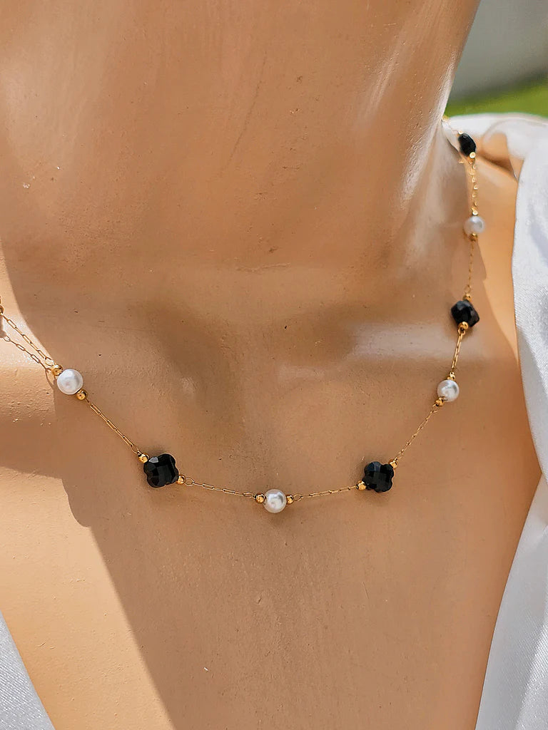 Stainless steel black crystals and pearls necklace