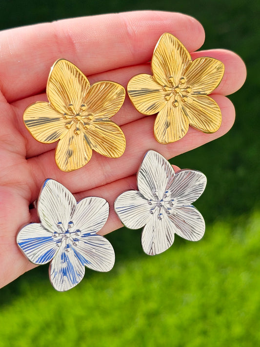 Stainless steel flowers earrings
