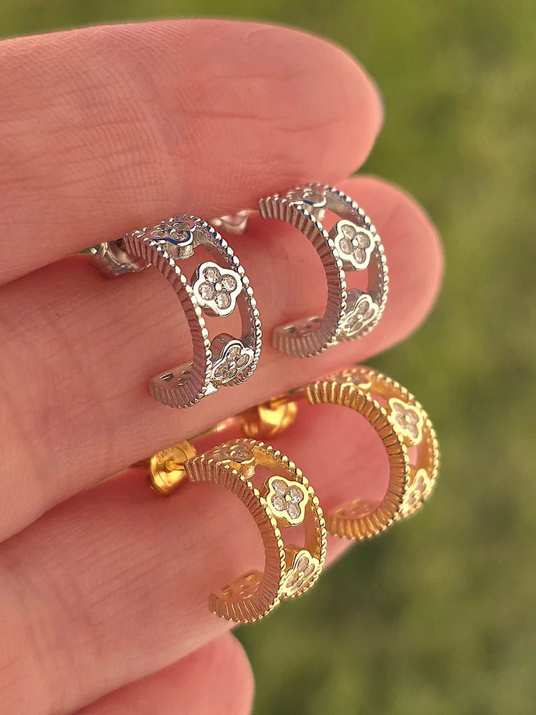 .925 Sterling silver clover hoop earrings