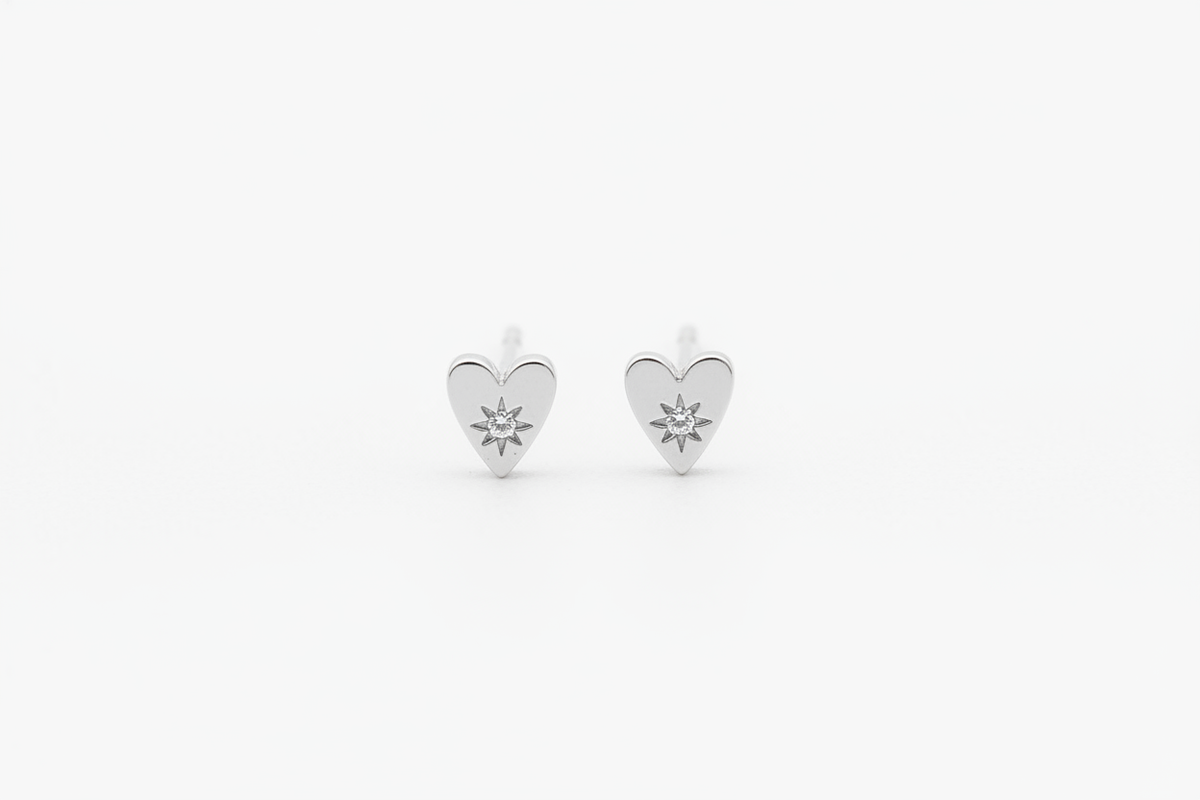 Heart stud - silver